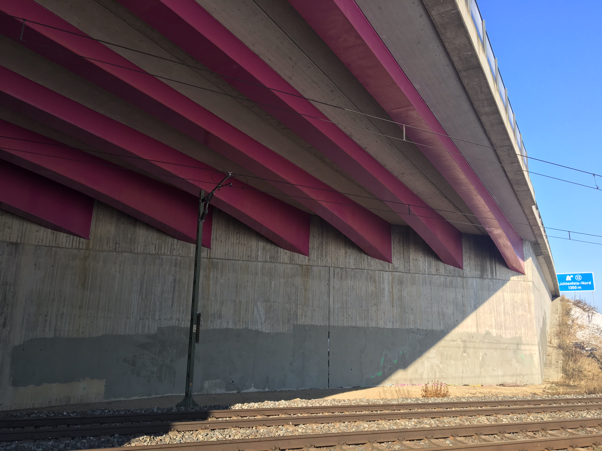 BW69b BAB A73 Eisenbahnbrücke bei Lichtenfels Ansicht des Überbaus